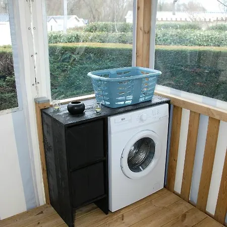 Ferienhaus Mobilhome 2ch Recent Et Climatise-terrasse Fermee-jardin Sans Vis A Vis-camping 4 Etoiles Les Charmettes *