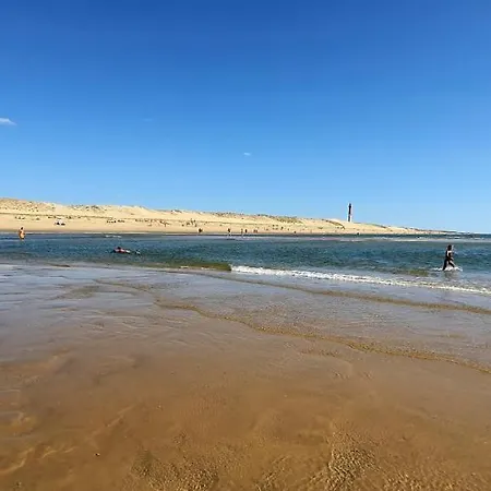 Mobilhome 2ch Recent Et Climatise-terrasse Fermee-jardin Sans Vis A Vis-camping 4 Etoiles Les Charmettes Les Mathes