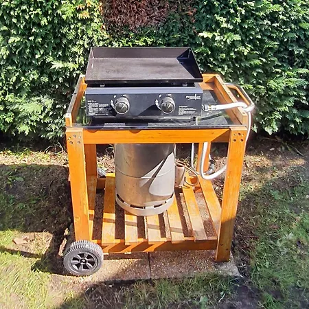 Mobilhome 2ch Recent Et Climatise-terrasse Fermee-jardin Sans Vis A Vis-camping 4 Etoiles Les Charmettes Les Mathes